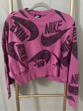Nike Women's Pink Cropped Sweatshirt with Dark Logo Print Size Small